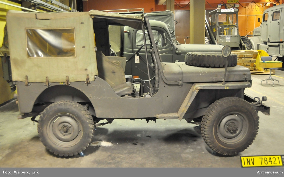 Grupp I VII. Gåva. Land S. 
Jeep (lätt terrängbil) 1/2 tons-, Willys modell C J 3 A.