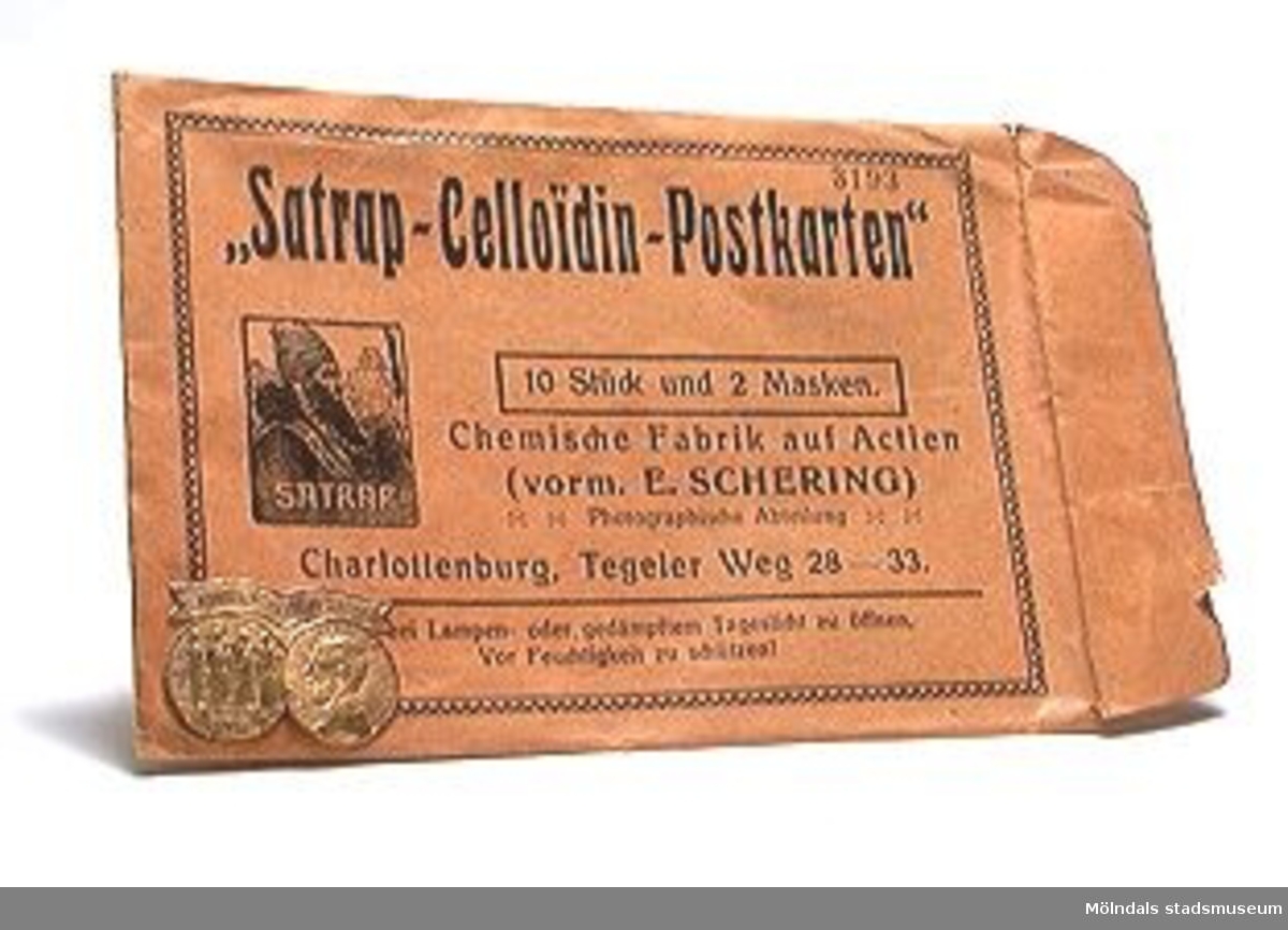 5 st. emballage av olika format och färg, för fotopapper och vykort, tyska och danska. 1909-1917.