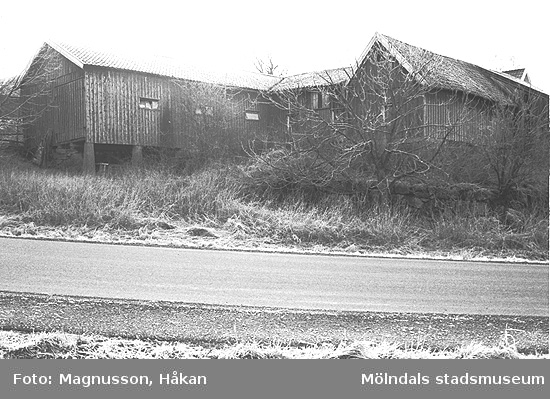 Uthus på "Alfreds gård" på Backen/Högen 2:9 i Kållered, februari 1991.