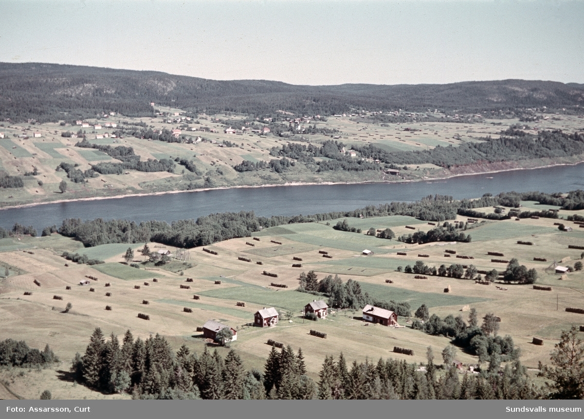 Hättberget, utsikter från söder.