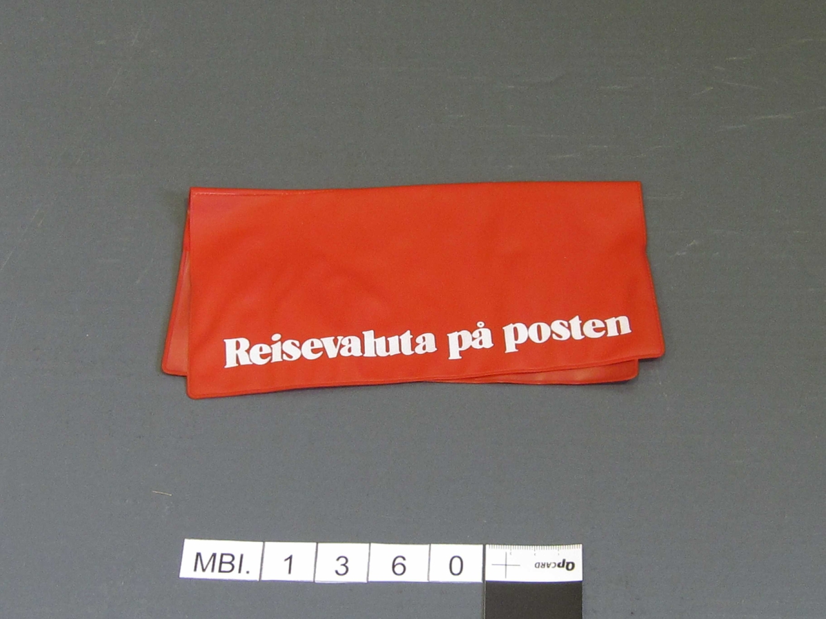 Plastmappe til oppbevaring av postgiroer/reisesjekker.