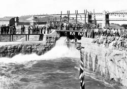 Åpning av Hafslund kraftstasjon i Sarpsfossen 7. mai 1898.