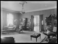 Borregaard hovedgård, stueinteriør, kamin, møbler...