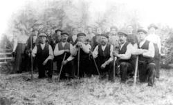 Foran fra venstre: Knut Finne, Marius Blavik, Olav Hagan, Iv