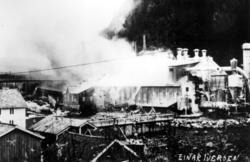 Tresliperiet på Salsbruket brenner