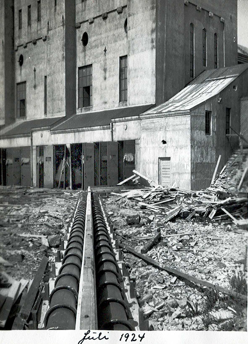 "xx/07-1924" Nitriden. Kloakkledning fra Omformerstasjonen.
