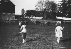 Barna, Helene og Johan Seierstad Johannson.