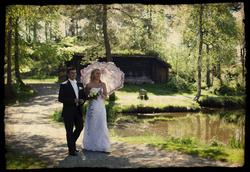 "Brudepar på museet". ."Romsdalsmuseet 100 år".Jubileumsutst