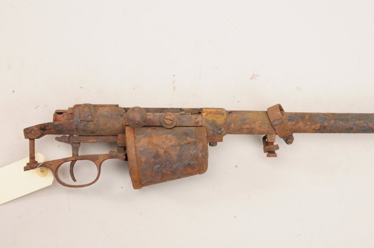Mauser M1871 med kapselamgsin. Våpenet kan være ett av geværene Ole Hermann Johannes Krag ekserimenterte med før utviklinen av Krag Jørgensengeværet.