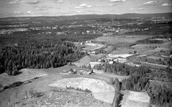 FLYFOTO UKJENT GARD I LØTEN.