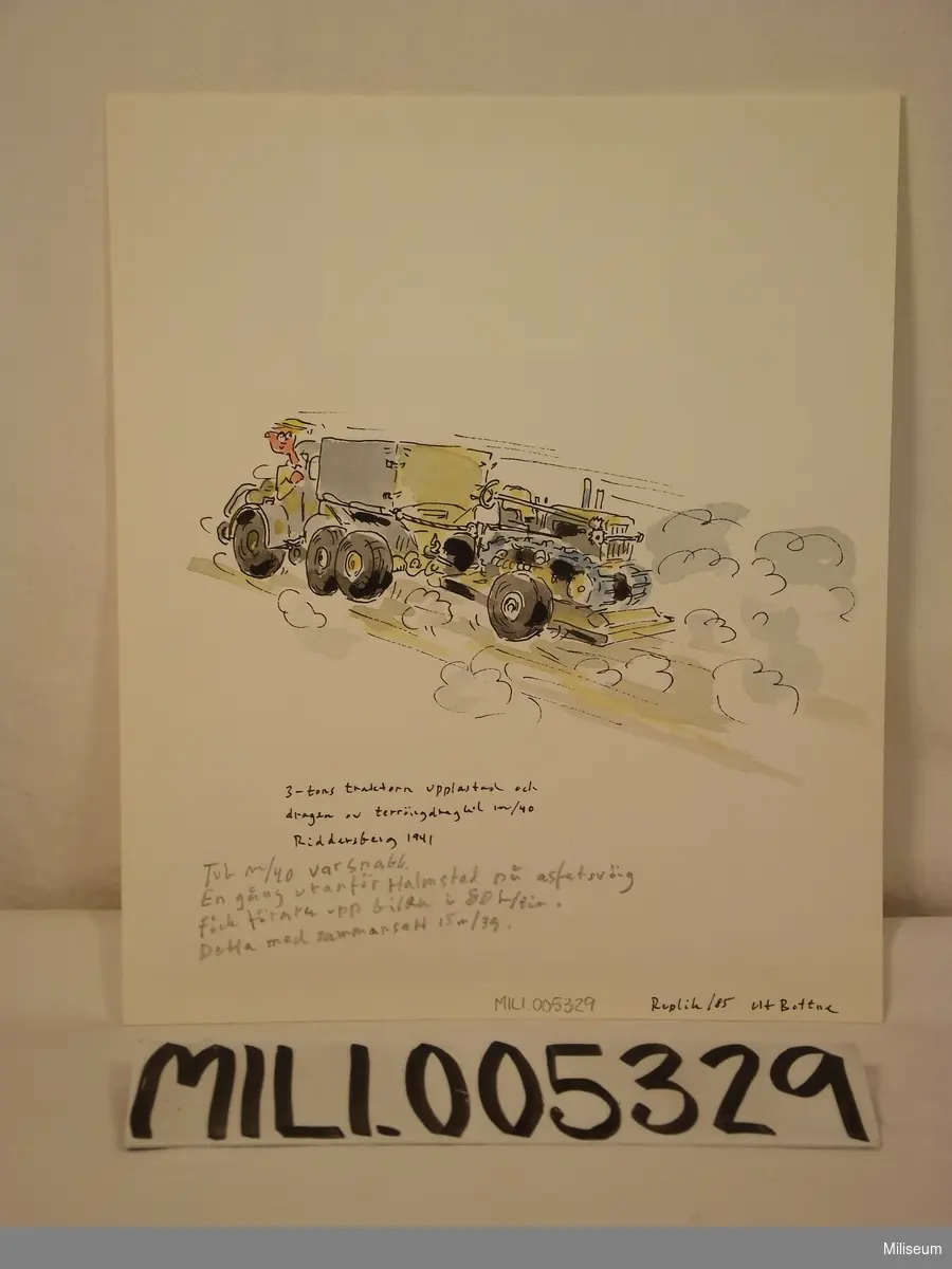 Akvarell av 3-tons traktorn upplastad och dragen av terrängdragbil m/40 vid Riddersberg 1941 av Ulf Bottne.