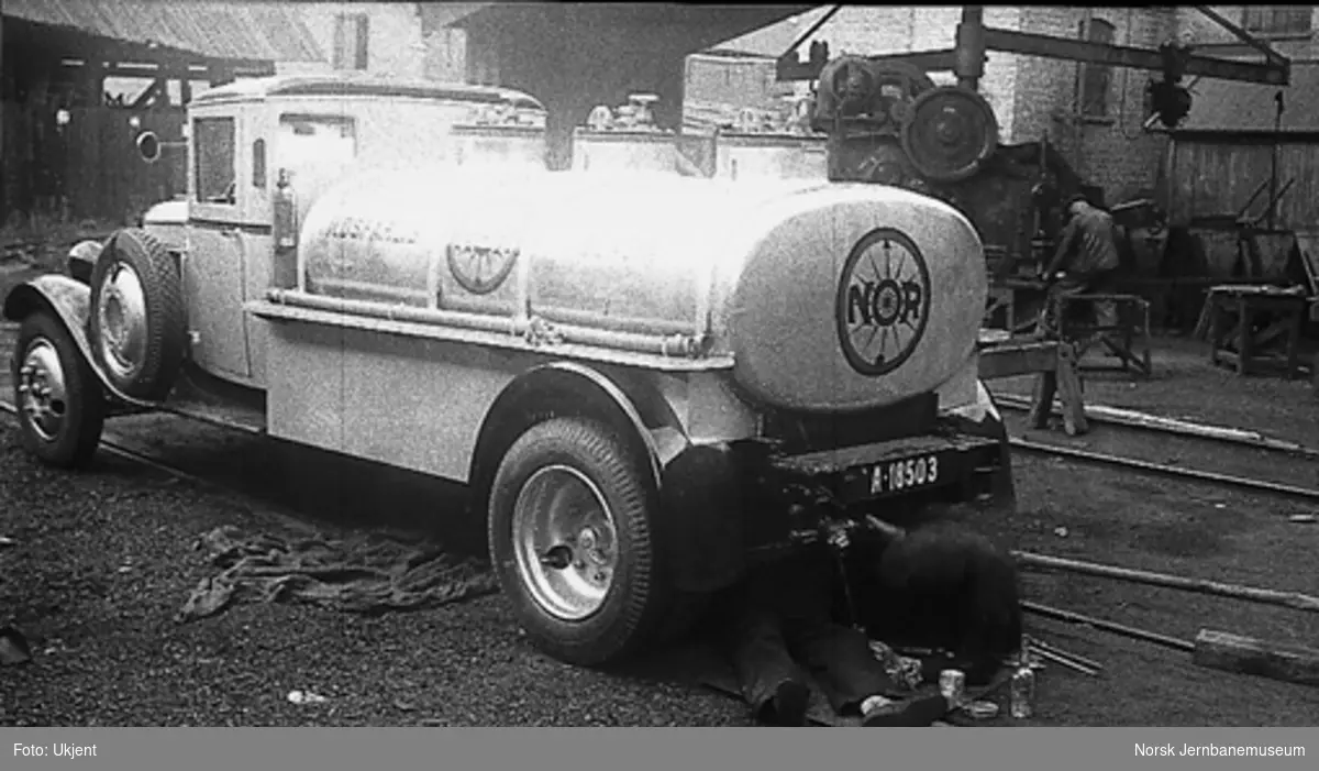 Citroen tankbil for NOR-bensin, A-18503